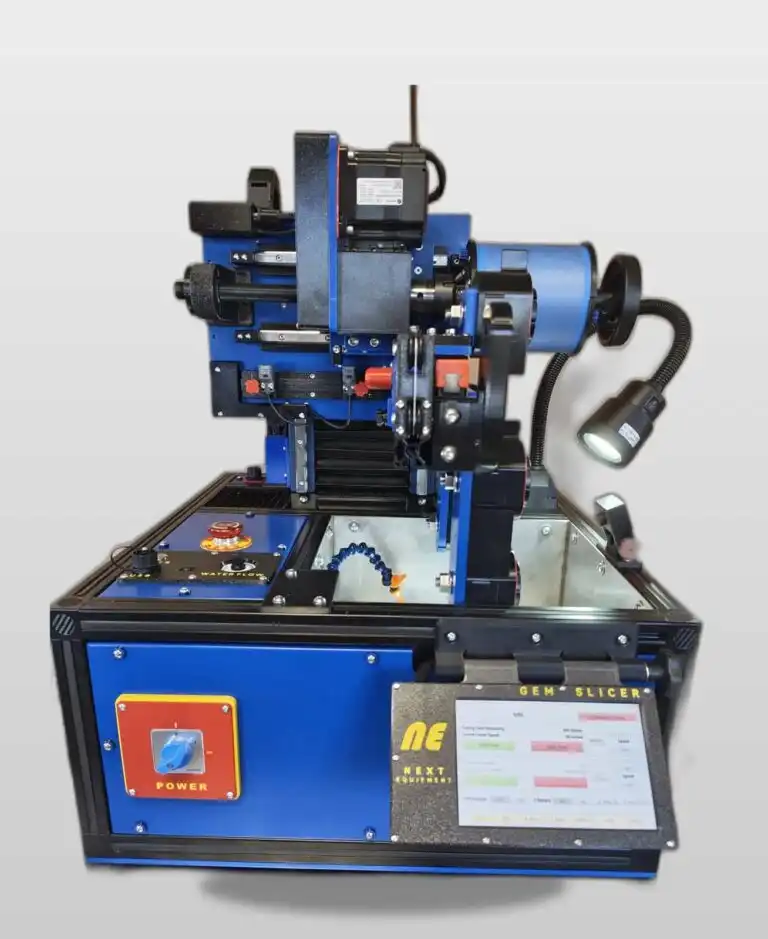 Диамантен телен трион Gem Slicer Mini — изглед отпред с управляващия панел